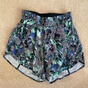 Lululemon Running Shorts
Size 0